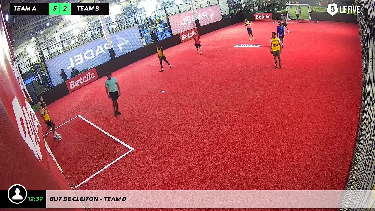 But de Cleiton - Team B