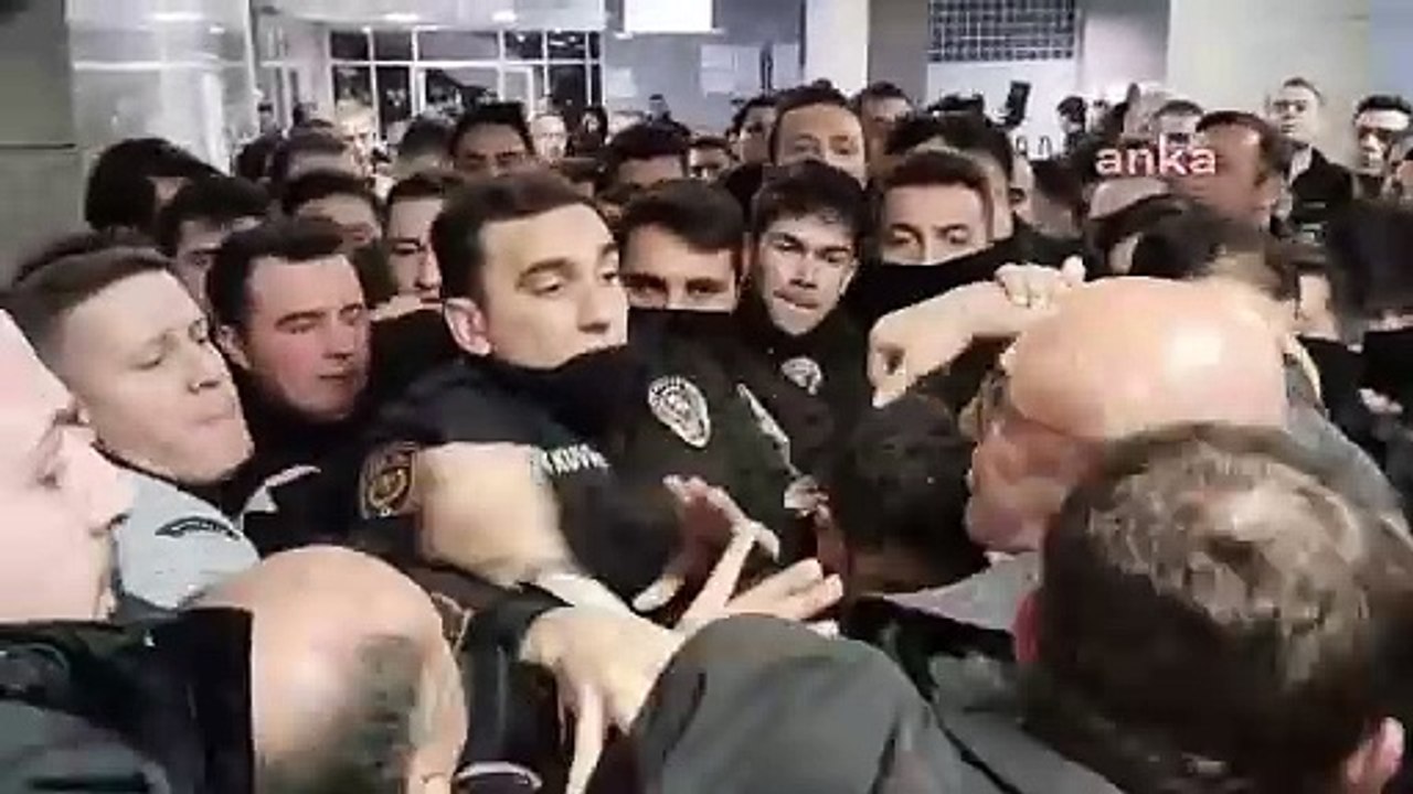 Çağlayan adliyesinde arbede.