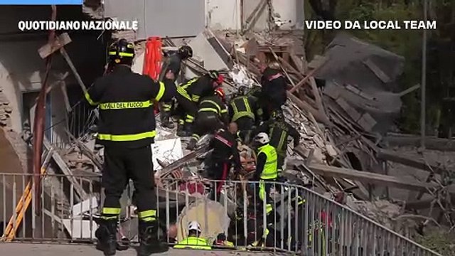 Roma, esplosione a Monteverde: crolla palazzina