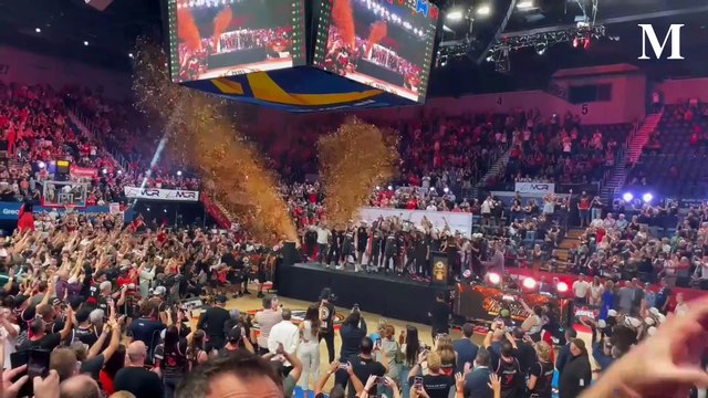 Illawarra Hawks celebrate their second NBL title