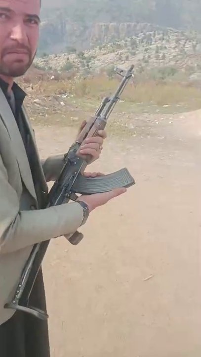 AKM review and check fire