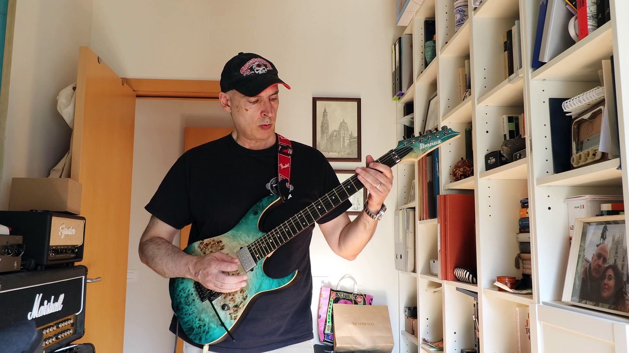 Learning to fly. Pink Floyd cover - 4K