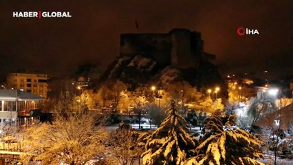 Erzurum’da bir günde iki mevsim