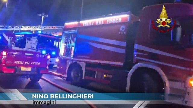 Altro rogo in via Taormina, distrutte tre baracche