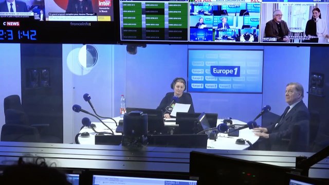 Le pape a quitté l'hôpital et remercié publiquement les fidèles