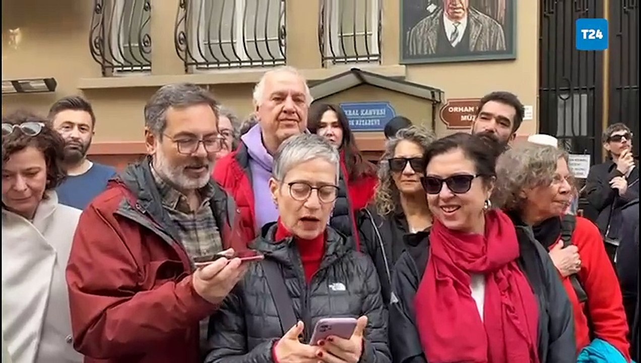 Yazarlar, Ekrem İmamoğlu için seslendi: Türkiye'nin edebiyatçıları olarak biz de sokaktayız, bu adaletsizliğe hayır diyoruz!