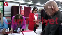 Manisa'da yurttaşlar sandıklara akın etti Z kuşağından özür diliyorum onlar harikaymış