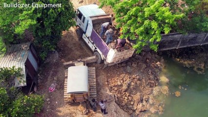 New First Fail Truck Unload Project Delete pond Flooded area Bulldozer , Dump Truck help cover Truck