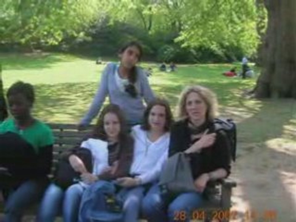 Nouss