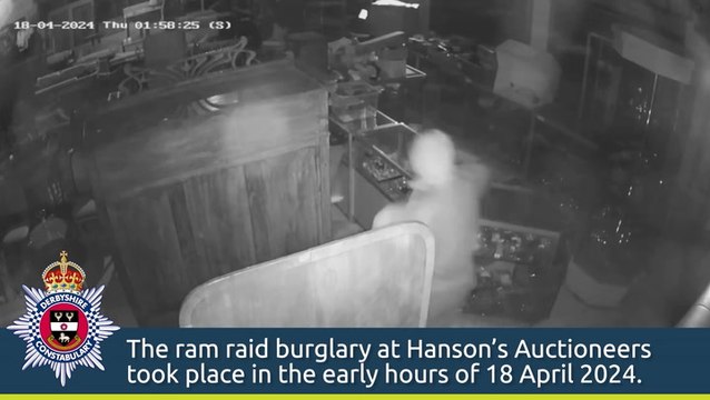 Hammer-wielding burglar steals £21k of valuables from Bargain Hunt star’s auction house