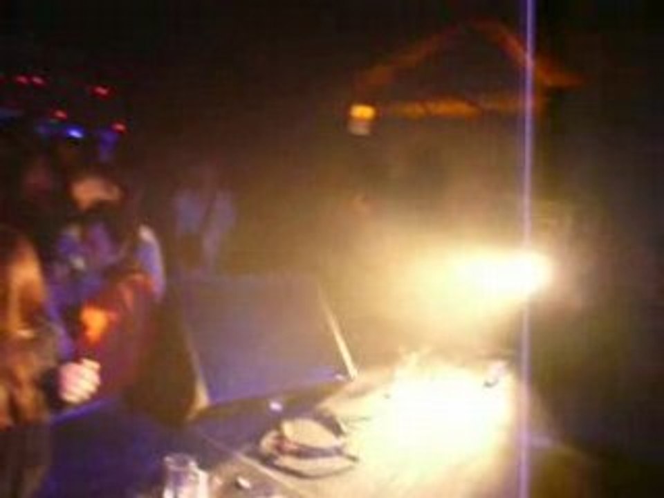 Dj Godfather @ Nouveau Casino [Guess Who's Coming 04 08] Pt2