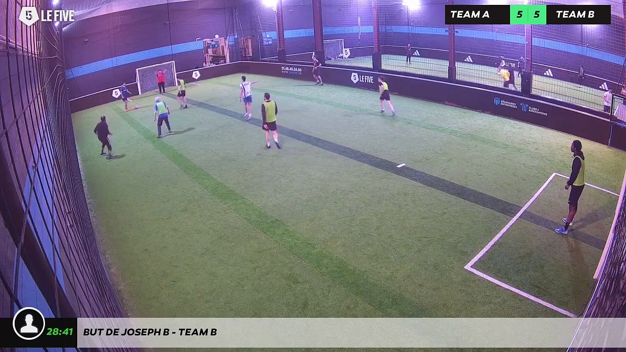 But de Joseph B - Team B