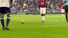 Pirlo's PERFECT Free Kick! 🔥🔥 Milan Legends vs Tottenham Legends 👀⚽