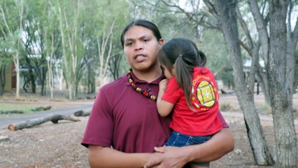 Indigenous Australian Pertame people and Native American Yuchi people discuss saving first languages in Alice Springs