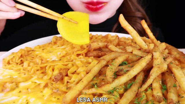 ASMR CARBO FIRE NOODLES, FRENCH FRIES EATING SOUNDS MUKBANG 까르보불닭, 감자튀김 먹방 咀嚼音