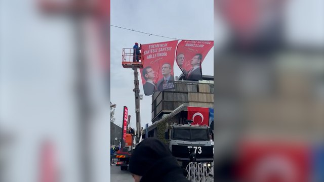 Kayyum'un ilk işi CHP izlerini silmek oldu! Ekrem İmamoğlu ve Resul Emrah Şahan’ın afişlerini toplatıyor