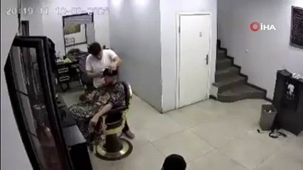 Zincirini koparan köpek kuaförde dehşet saçtı! O anlar kamerada