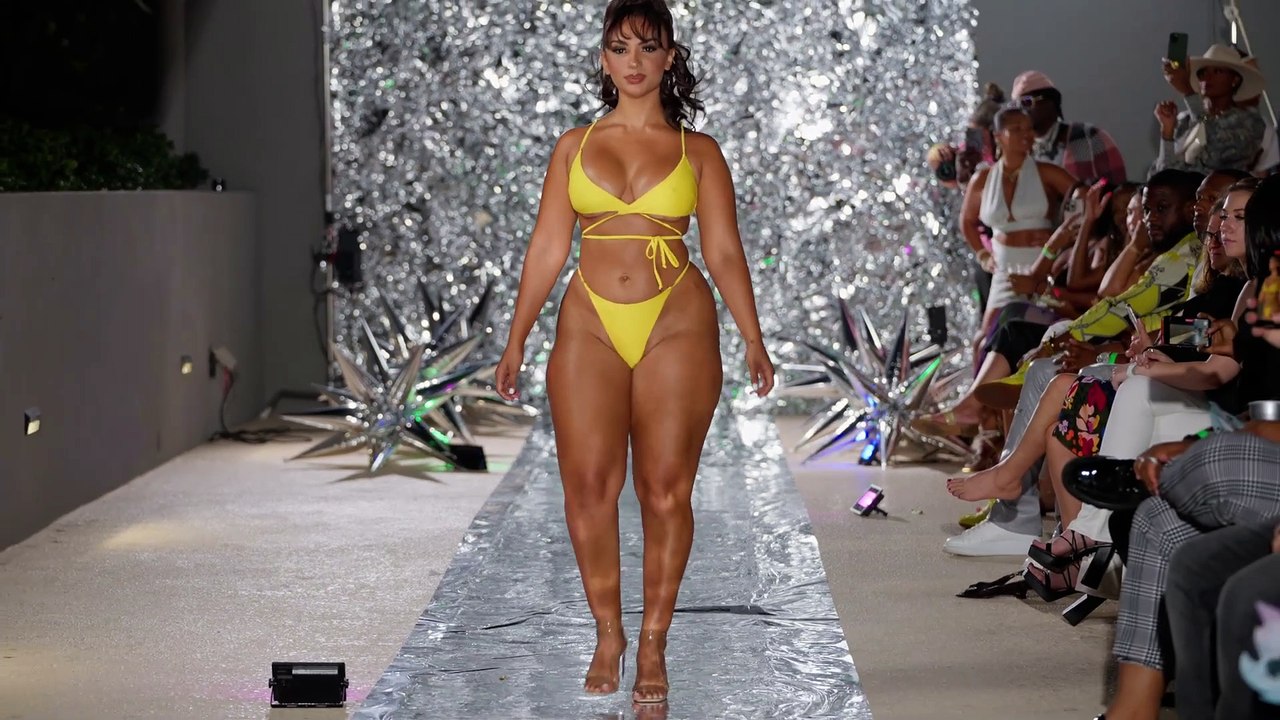 Camila Bernal in Stunning Slow Motion | Miami Art Basel Fusion Fashion 2023
