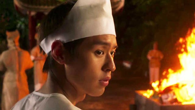 Comment devenir riche (grâce à sa grand-mère) Bande-annonce VO STFR