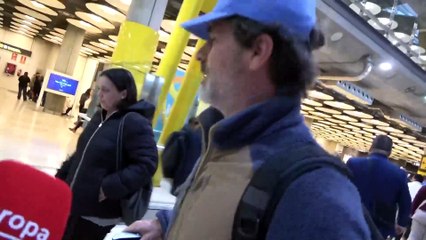 Rodolfo Sancho reaparece cabizbajo