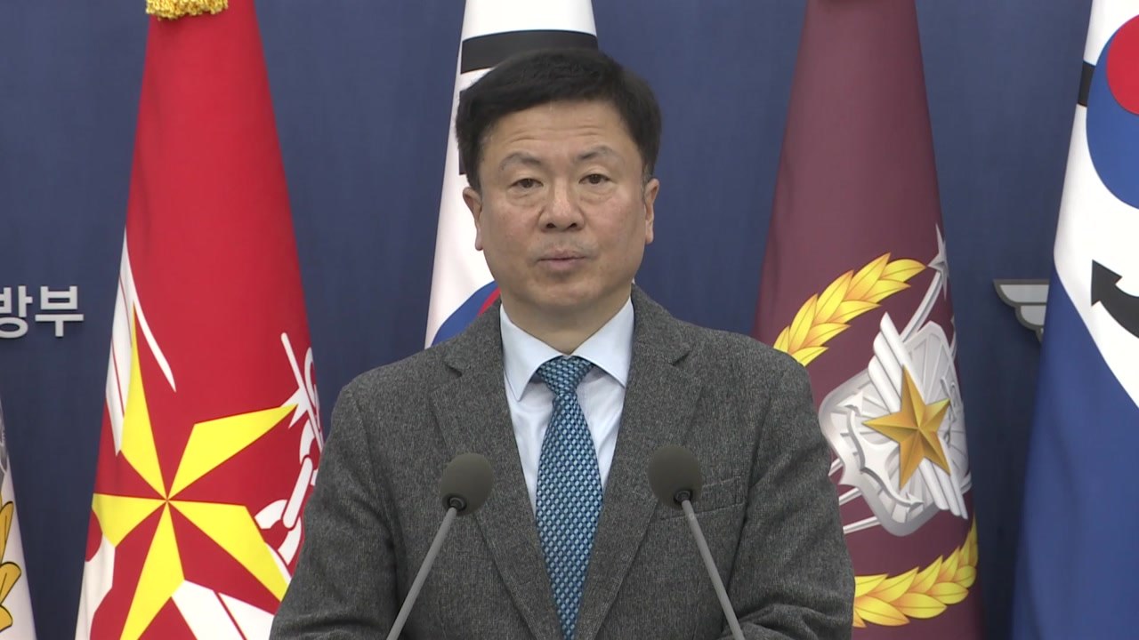 군, 산불 진화 현장에 대규모 병력과 장비 투입 / YTN