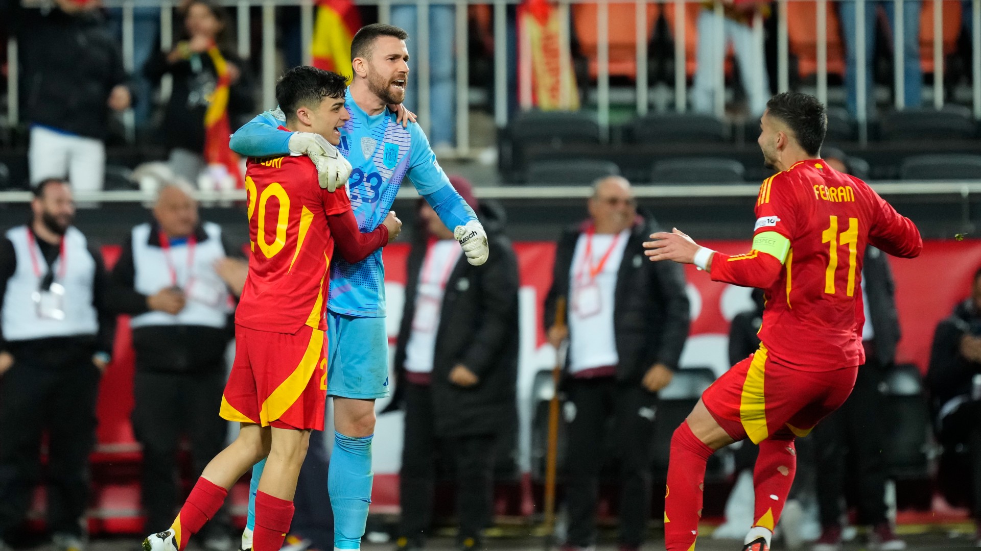 De la Fuente sees 'great future' for 'insatiable' Spain