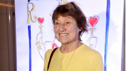 GALA VIDEO - Giulia Sarkozy épate sa grand-mère Marisa : elle est sa première fan et elle le prouve !