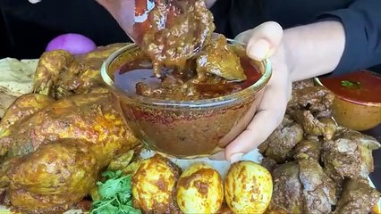 ASMR EATING SPICY WHOLE CHICKEN CURRY,CHICKEN LIVER CURRY,GREEN CHILLI,EGG MASALA,WHITE RICE,SALAD