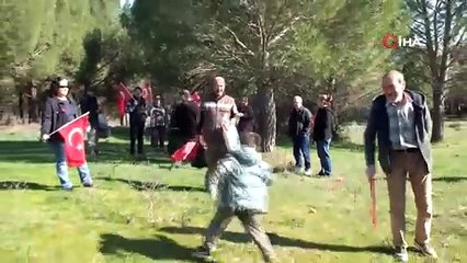 Burhaniye Şahinler Köyü Ayakta! Köylüler Katı Atık Tesisine Tepkili