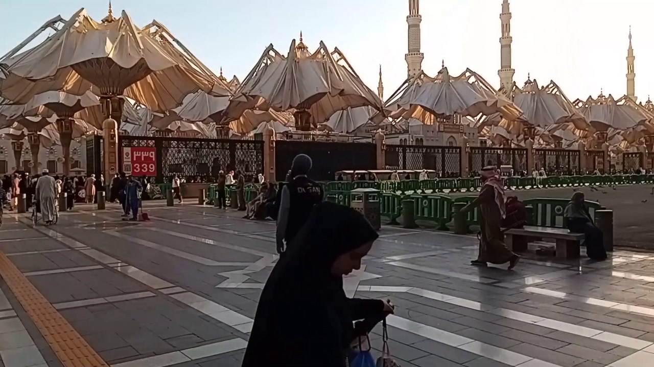 iftar time masjid nabvi