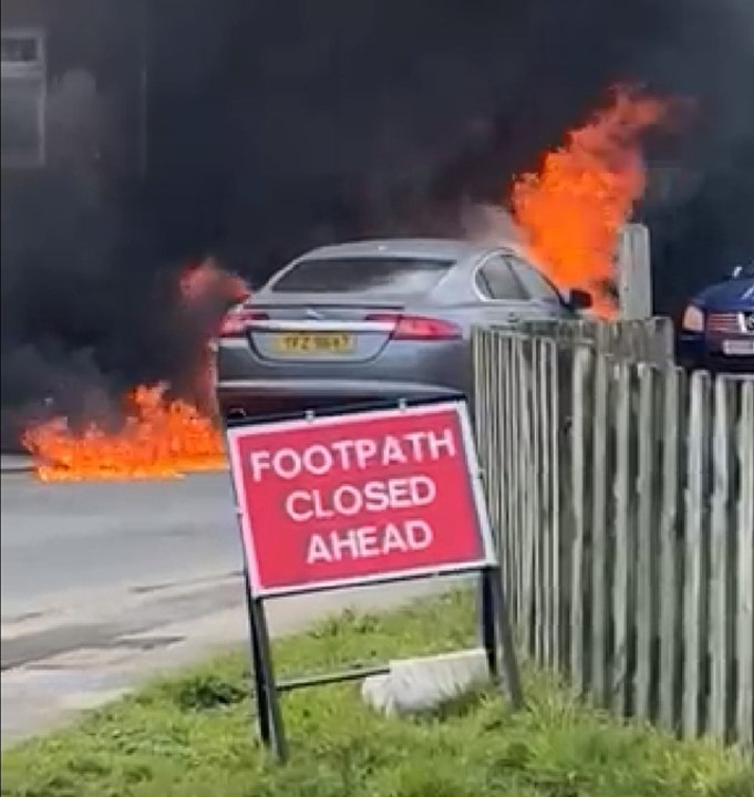 Car on fire on Kings Close, Lyndhurst, 21st March 2025