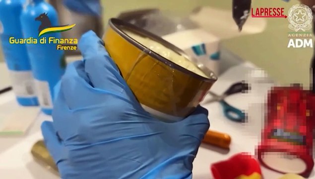 Firenze, 10 chili di cocaina liquida nascosta nel bagaglio: arrestato