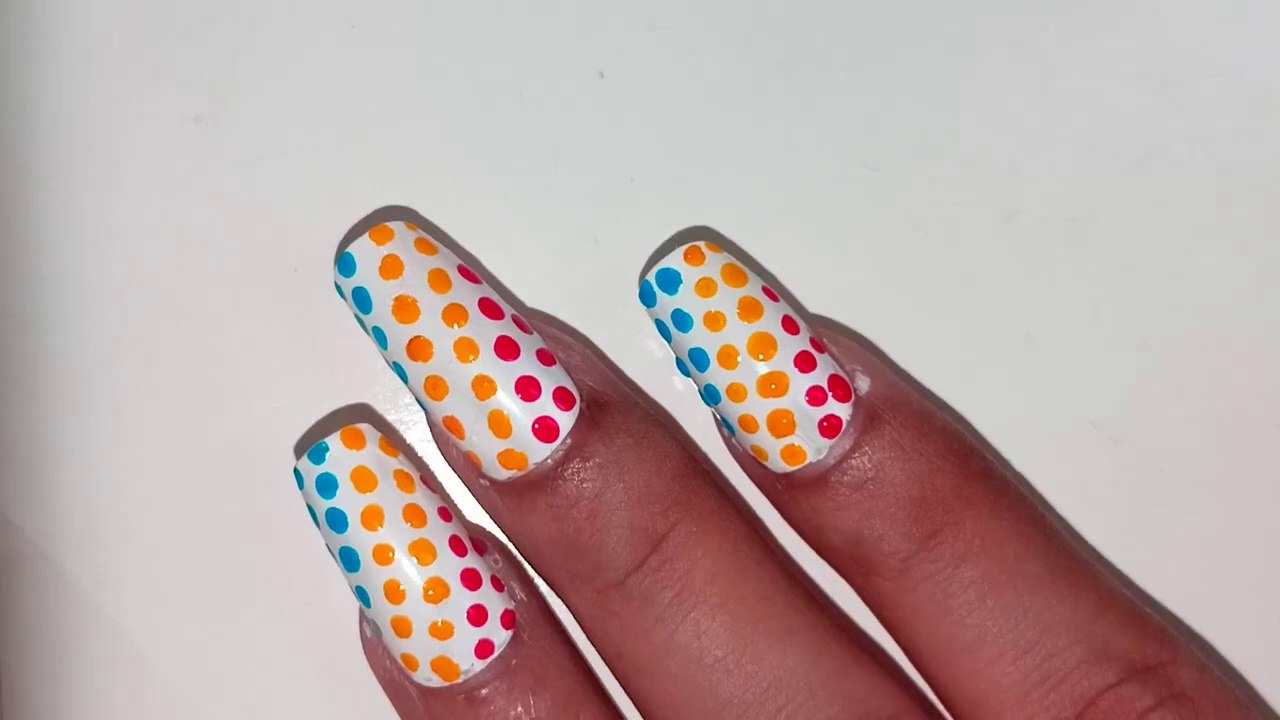 Easy Polka Dot Nail Art For Beginners