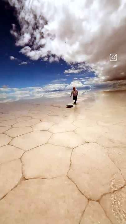 beau surf au dessus des nuages