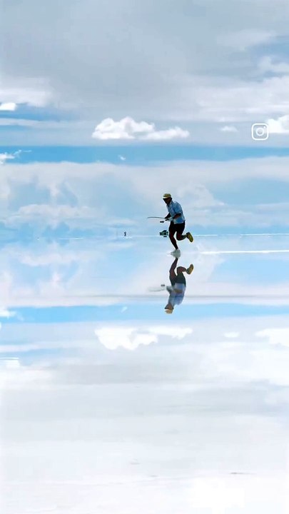 beau surf au dessus des nuages