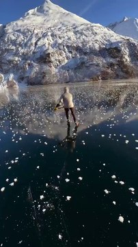 beau surf au dessus des nuages