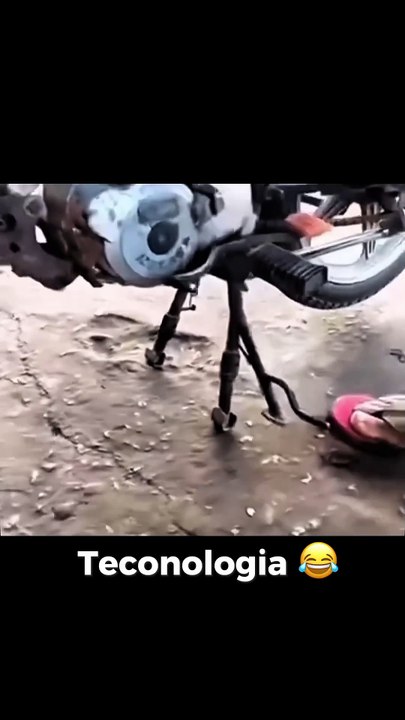 Try not to laugh 😂😂🤣🤣😂🤣😂