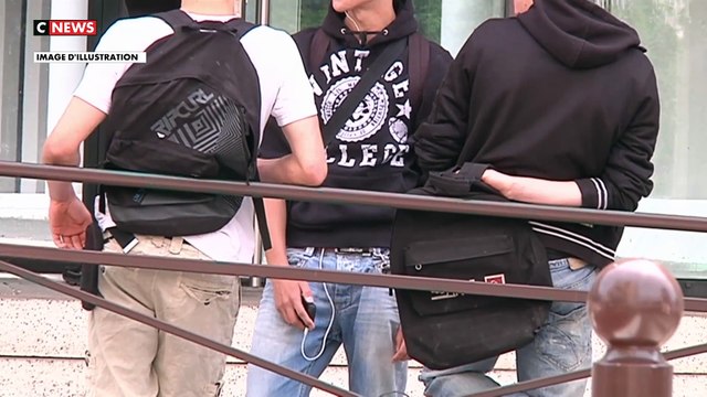Fouille des sacs des élèves, une mesure réalisable pour lutter contre les agressions à l'arme blanche dans les établissements scolaires?