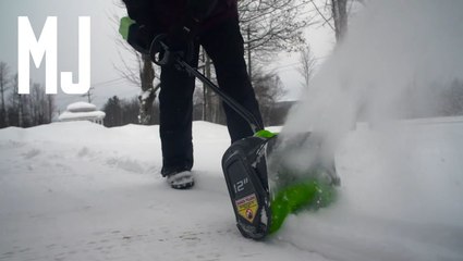 This Electric Snow Shovel Will Save Your Back