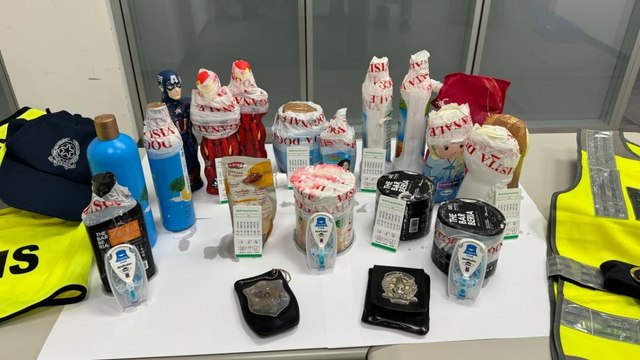 Dieci kg di cocaina liquida nascosta in bottiglie di shampoo e succhi di frutta: arrestato all'aeroporto di Firenze