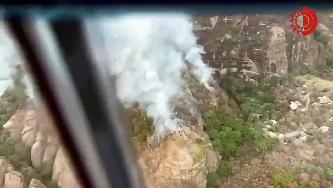 Continúa sin control, incendio en El Tepozteco, Morelos