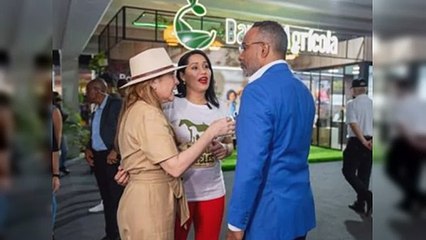 Carolina Mejía y Limber Cruz visitan pabellón de Ciudad de Ángeles