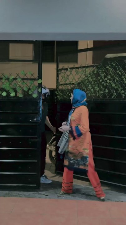 A Forgotten Duty on Eid, Deficiency Among us,Always visit sister's on Eid days and gift them Eidy before Eid