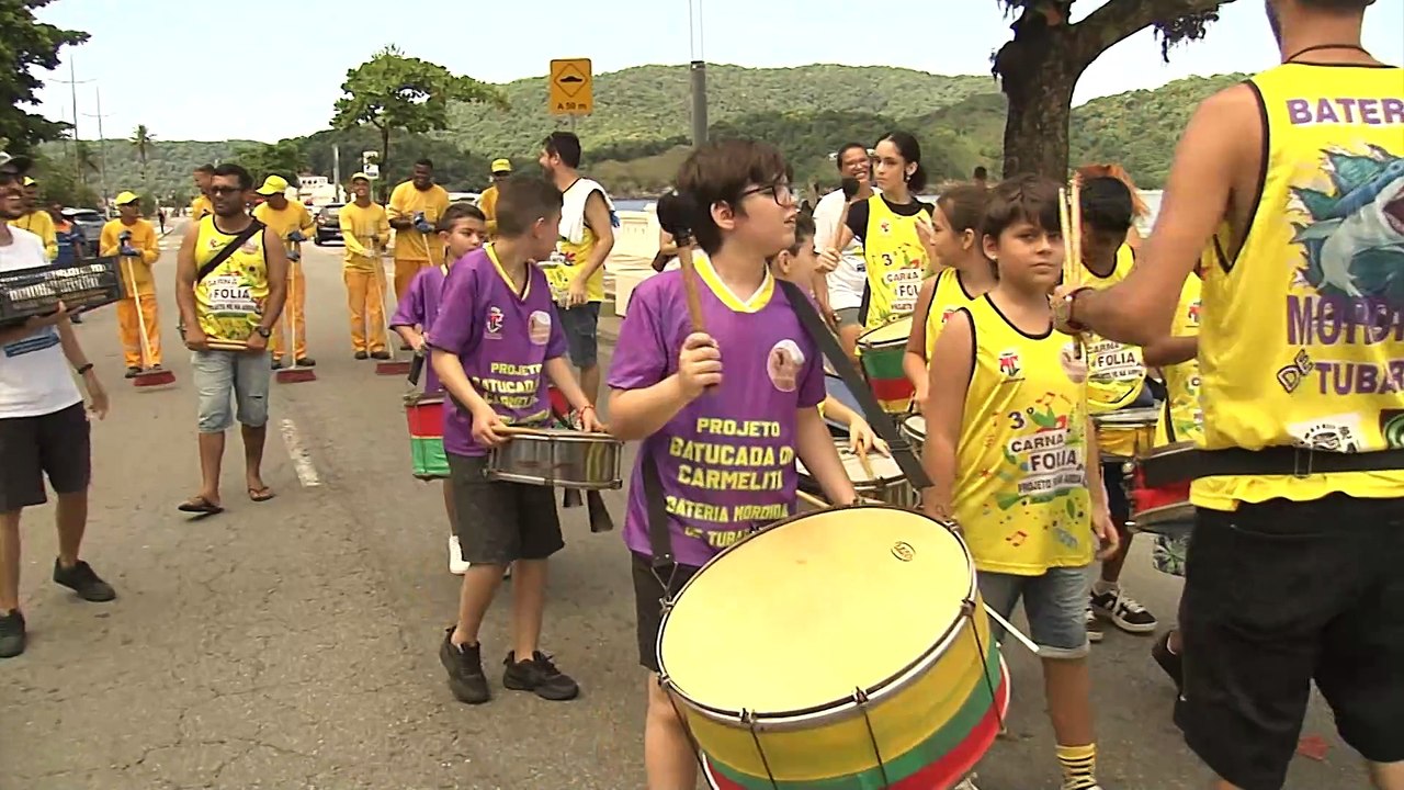 Praia de Santos recebe caminhada do Dia Nacional e Internacional da Síndrome de Down