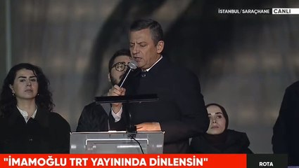 Özgür Özel, 500 yıllık Şehzadebaşı Camii’nin adını ‘şehzade paşa’ yaptı