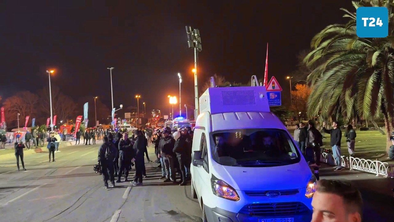 Polisten cumhurbaşkanına hakaret eden vatandaşlara uyarı