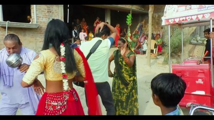 देहाती बैंड बाजा नाच – DJ भी फेल इस जबरदस्त डांस के आगे!