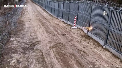 Demir bariyerleri kesen düzensiz göçmenler böyle yakalandı