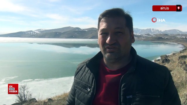 Bitlis'te buzları çözülen Nazik Gölü’nden kartpostallık görüntüler