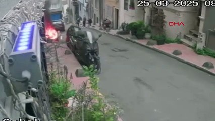 Kibriti çöp kutusuna attı; 4 katlı binayı yaktı!